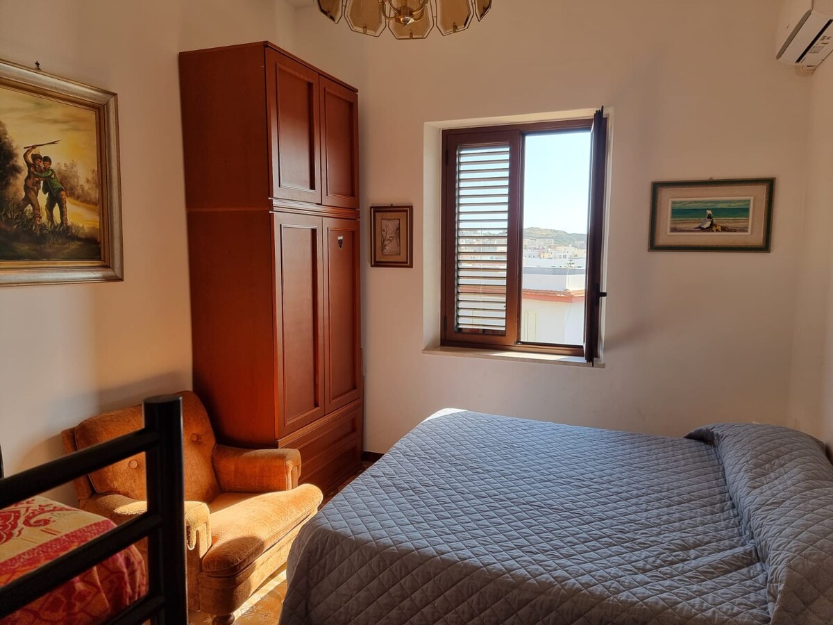 位于Pantelleria Centro的两室公寓