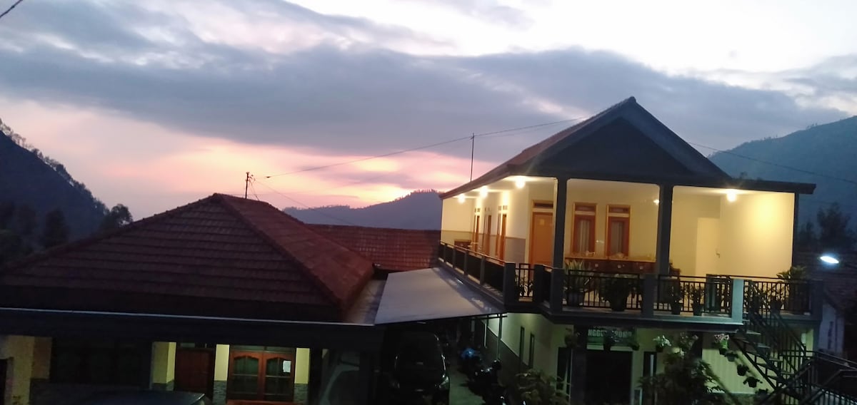 Bromo Elegant Homestay ，房间类型