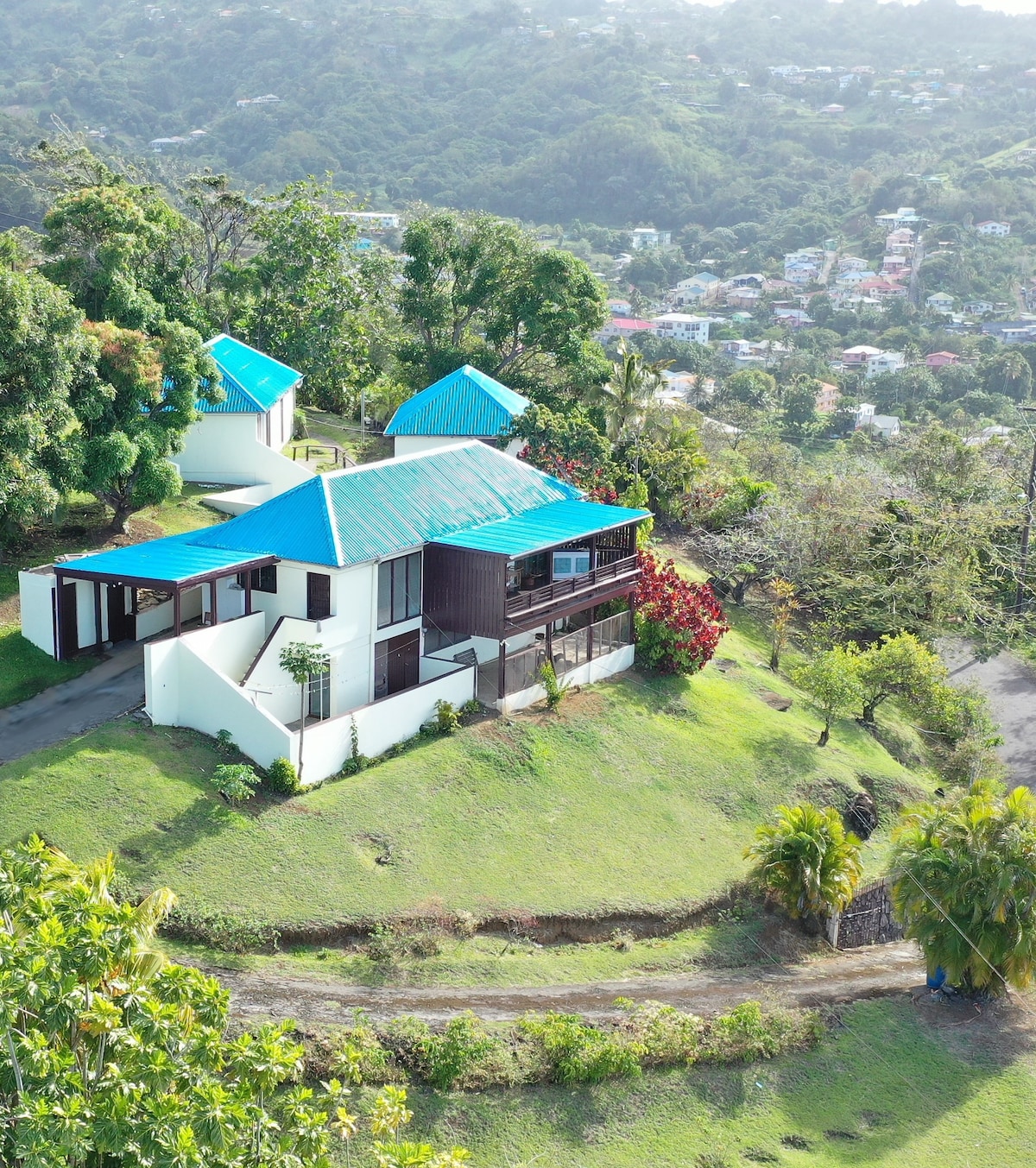 Amazing Views - 3 Bedroom House