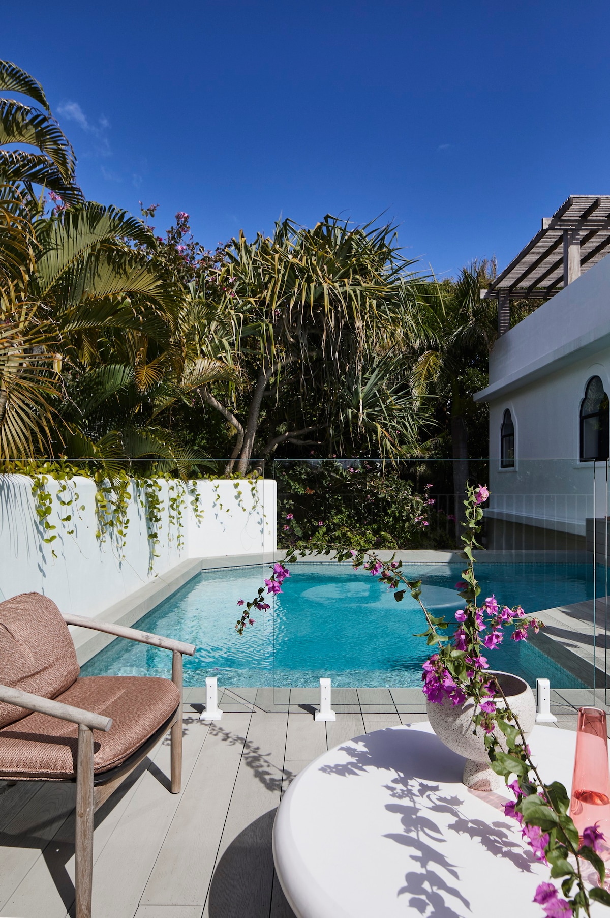 Mykonos Luxury Villa - Sophisticated Seaside Home