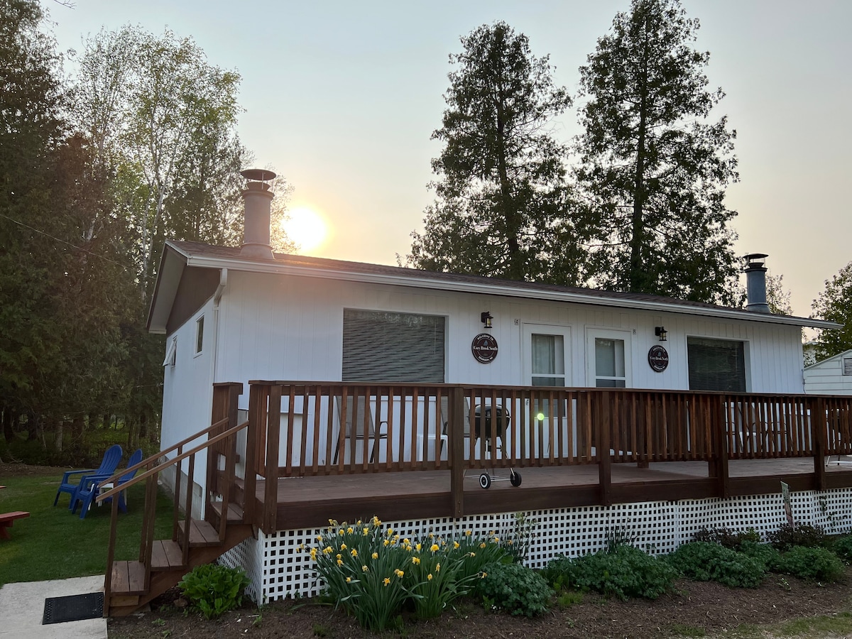 Cozy South Duplex @ Ephraim Beach