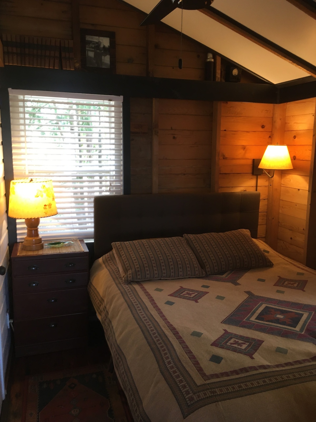 Cedar Cabin #4/Hideaway Resort