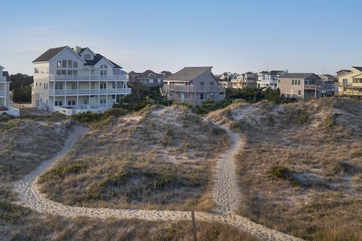 Folly by the Sea. A cozy (+ Pets) oceanfront gem!