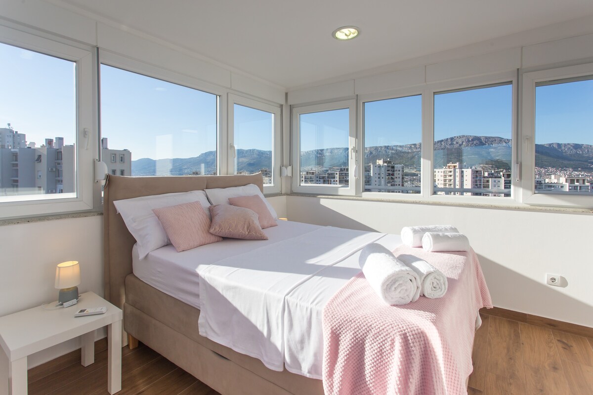 豪华3间卧室顶层公寓-露台和城市景观