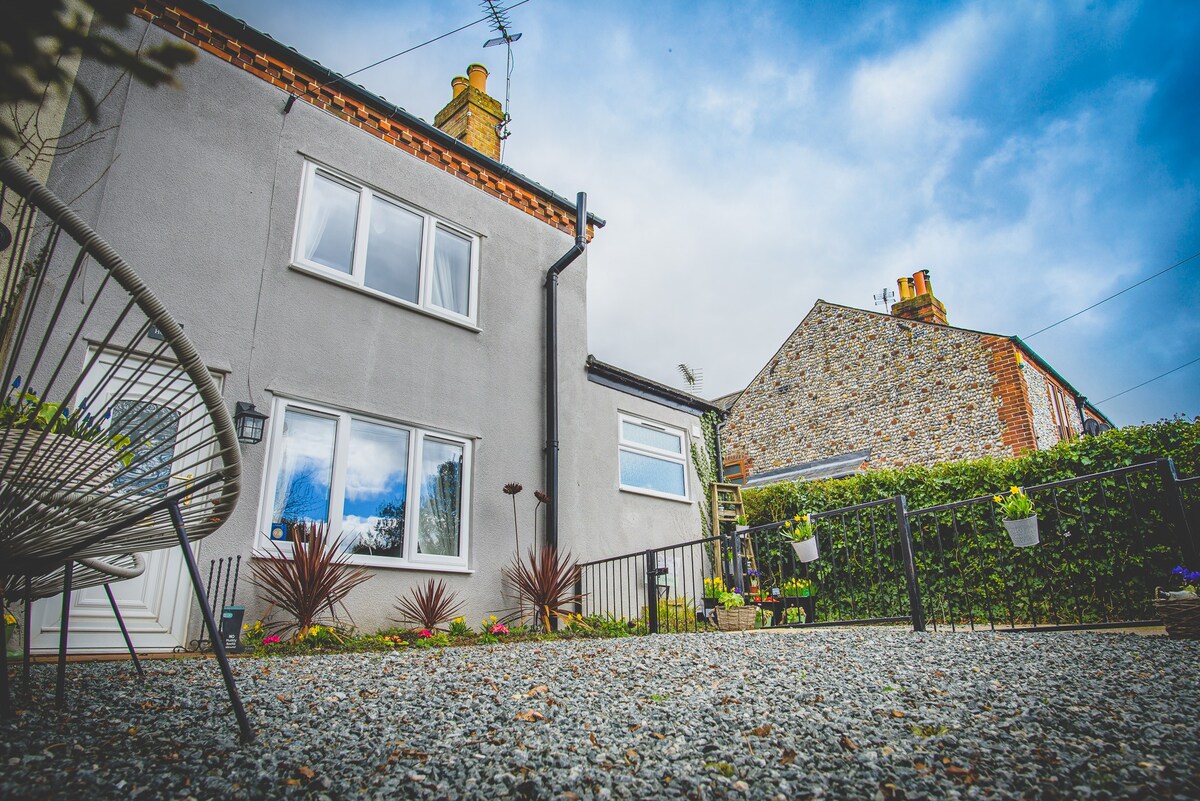 Hectors House - Holiday Cottage