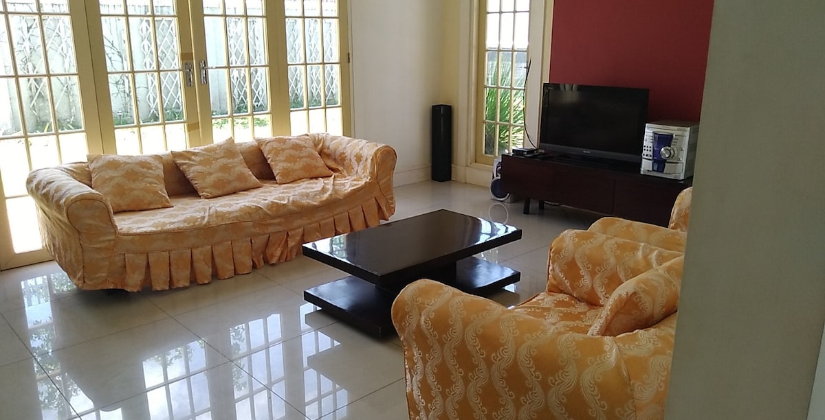 Jansen Heights Vacation Home in Tagbilaran City