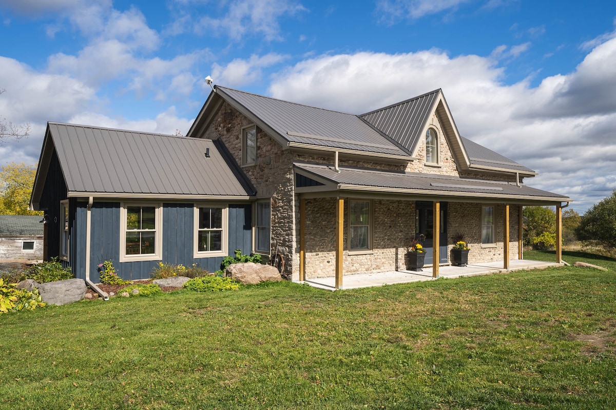 Stonehill Cottage with Room to Roam