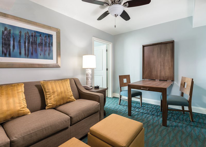 Club Wyndham Towers on the Grove Two-Bedroom Suite