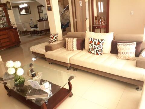 confortable rooms in a big house