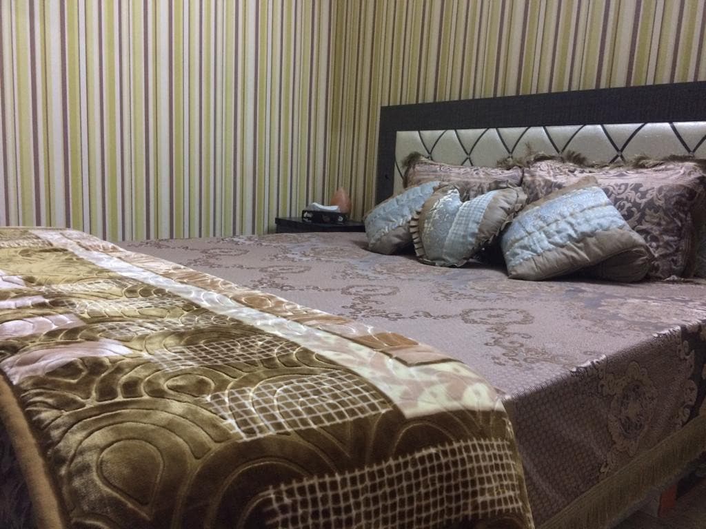 Welcome Our Guest House Executive Suite In Karachi