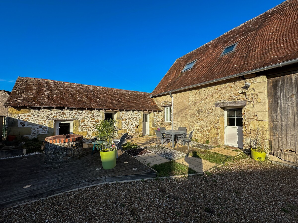 Two characterful guest rooms in the countryside