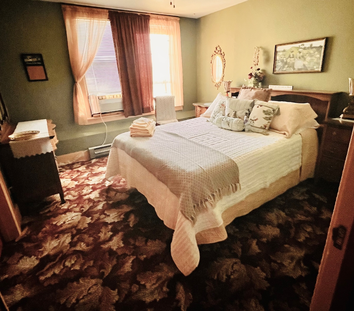 Room to relax in historic 1920’s home