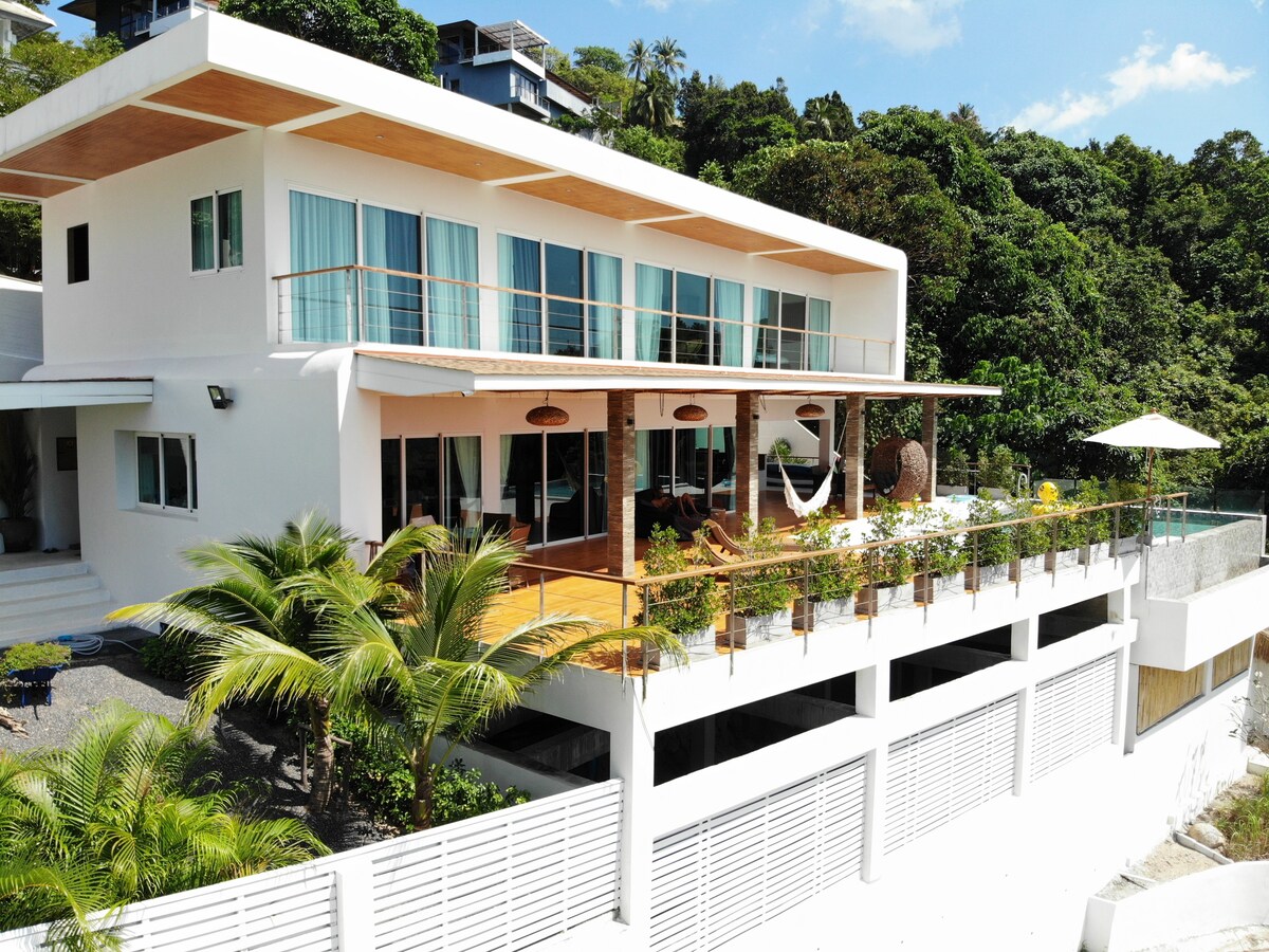 SunTien是一座壮观的4卧室海滨泳池别墅。