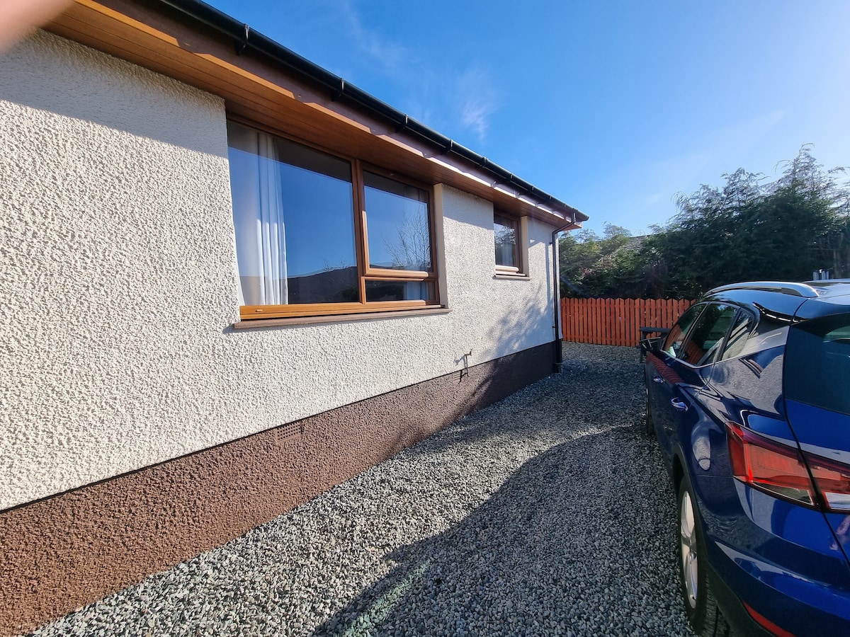 20 Stormyhill Road, Portree, Isle of Skye IV51 9DT