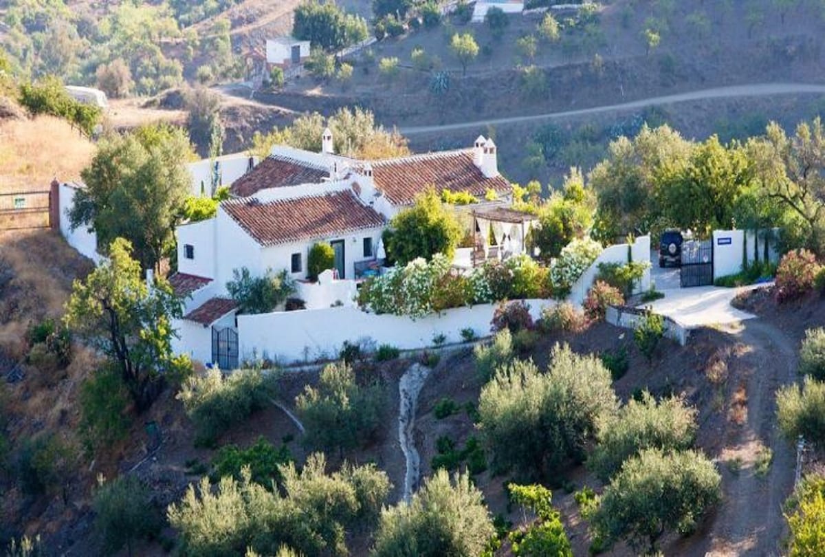 Gorgeous apartment in mountains of Malaga