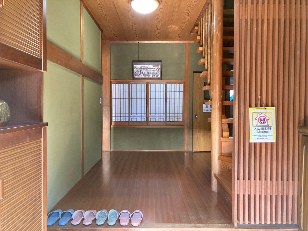 在Minpaku Yagi Ise Shima ，还有一★张「昭和房屋」婴儿床，非常适合观光！