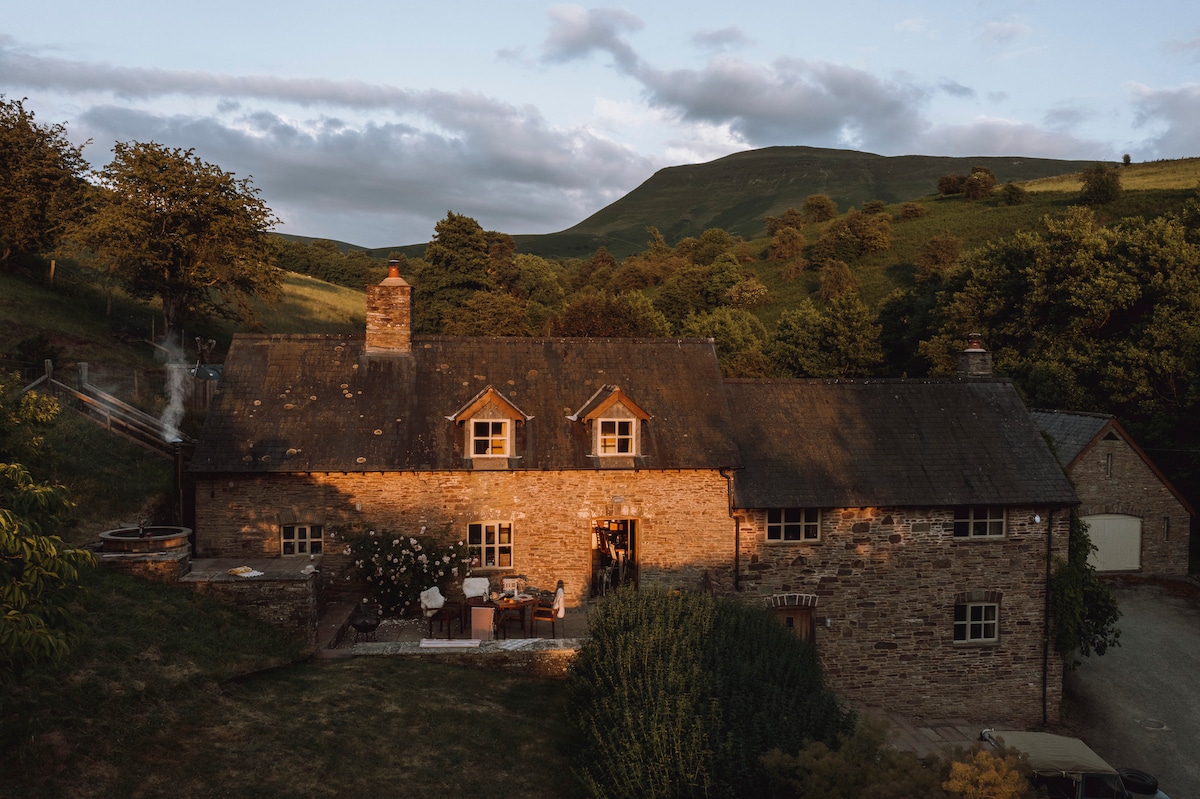 Blaen-y-Cwm Cottage @ Tregoyd Estate