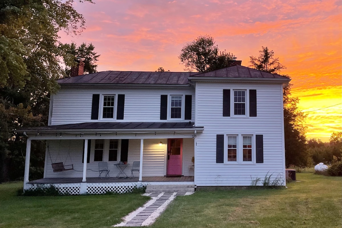 The Farmhouse at Stoney Ridge