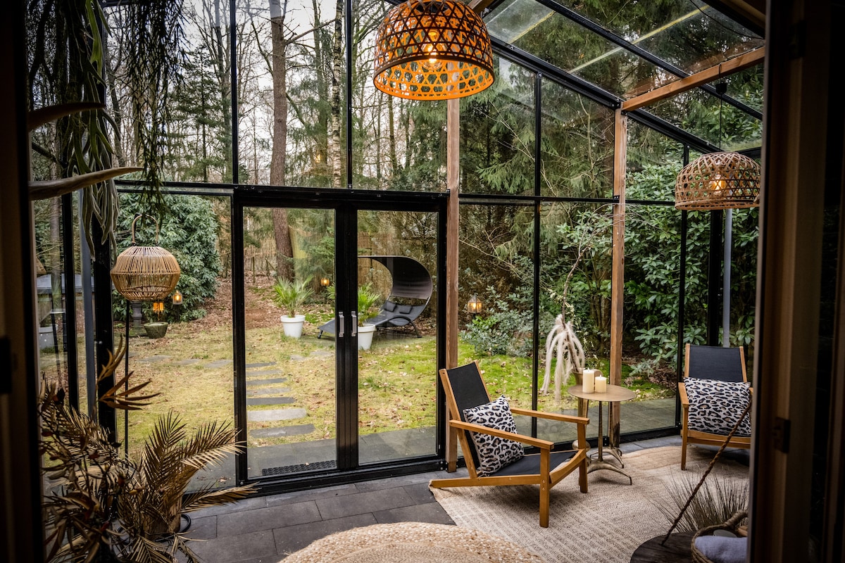 Boutique Bungalow No.1 met sauna, hottub en boskas