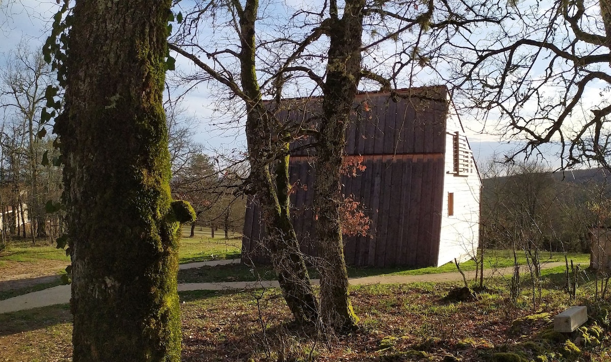 带有特色小木屋的Escape in a Cabin: la Néottie