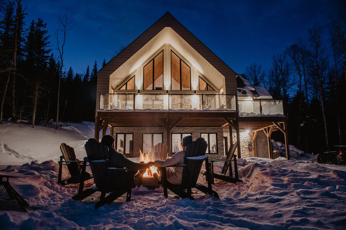 Chalet Eastman | Timberblock Spa + River View