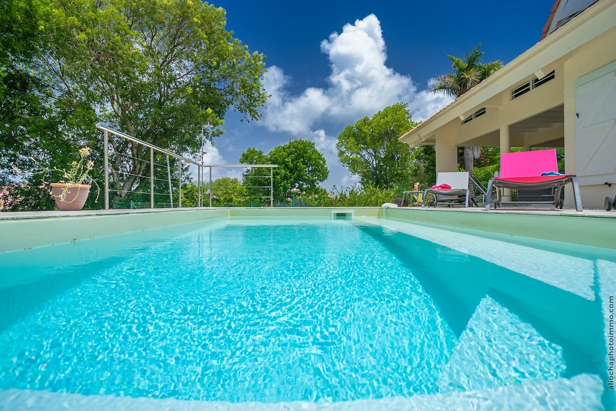 Villa de charme avec piscine, route des plages