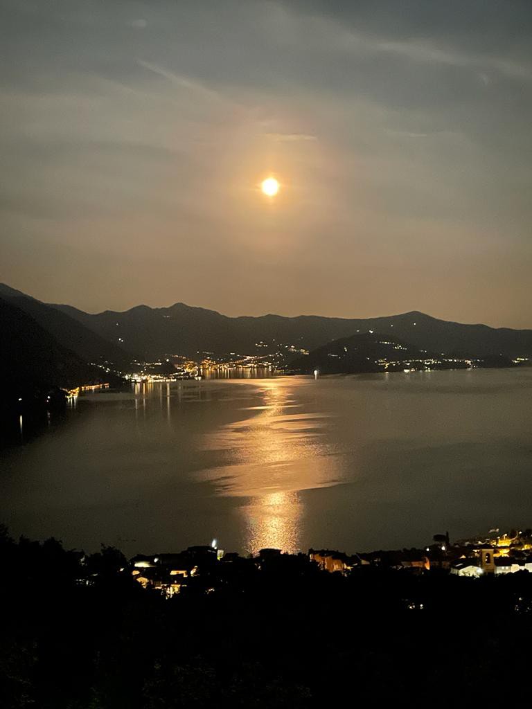 "La casa della collina" vista lago e piscina