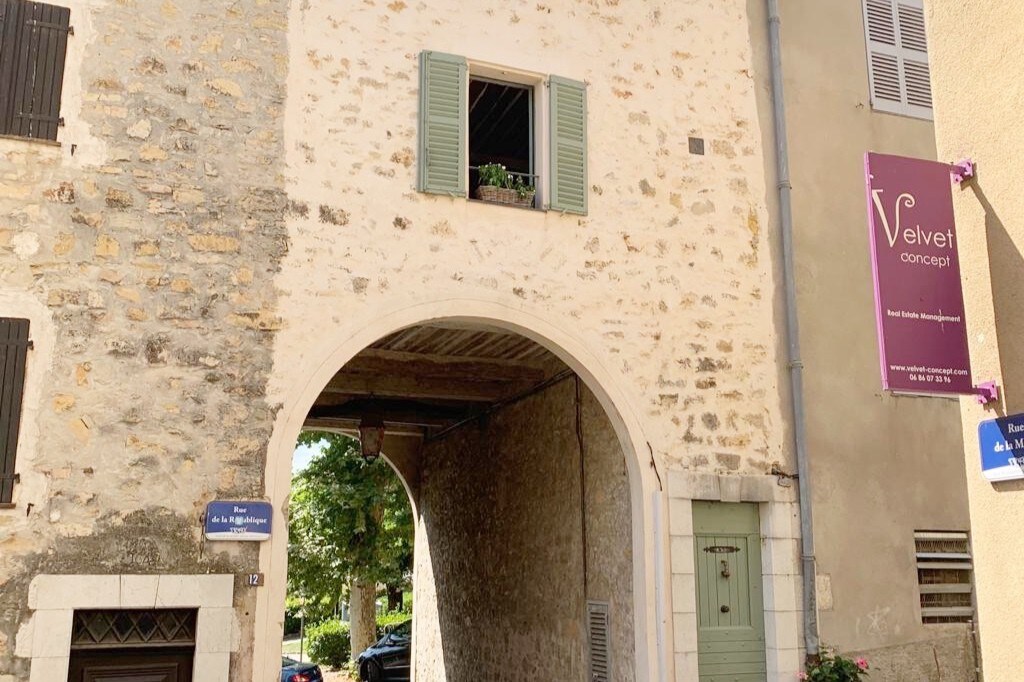 Valbonne Village 17 Century 2BR Stone House W/HVAC