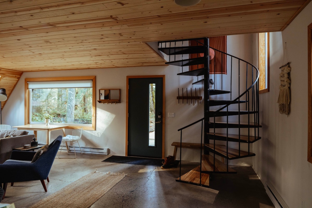 Niksen House ：位于胡德山（ Mt. Hood ）的斯堪丹维亚风格小木屋