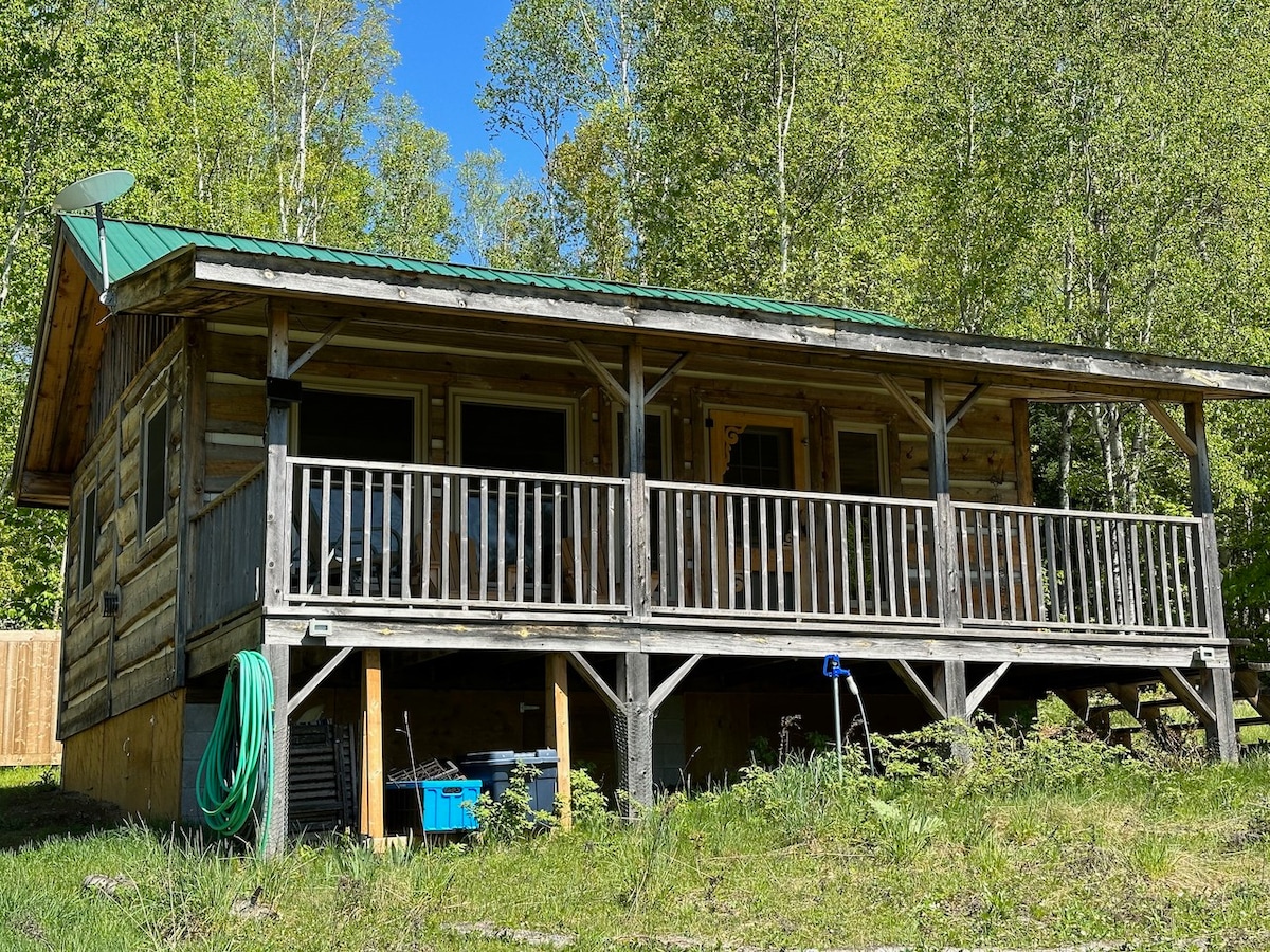 梦幻小木屋（ Dream Cabin ） -在阿尔冈昆高地（ Algonquin Highlands ）附近度