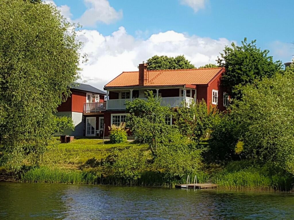 Picturesque house by the river in Dala-Husby