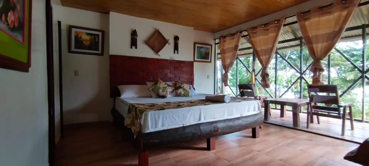 Hotel en la Selva Amazônica
