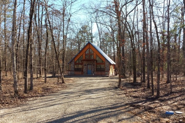 Ole Blue - Modern Rustic Cabin, Wi-Fi, Hot Tub