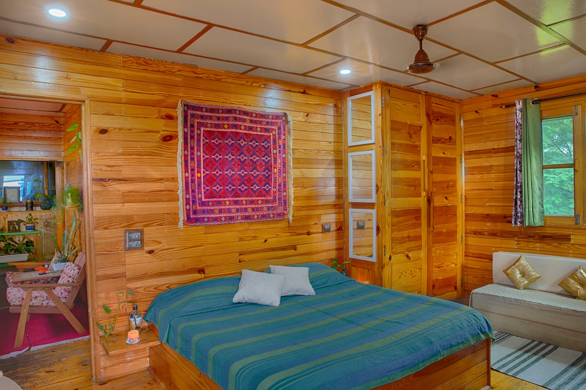 Chirping Wooden Chalet ： Wanderthirst Dharamshala