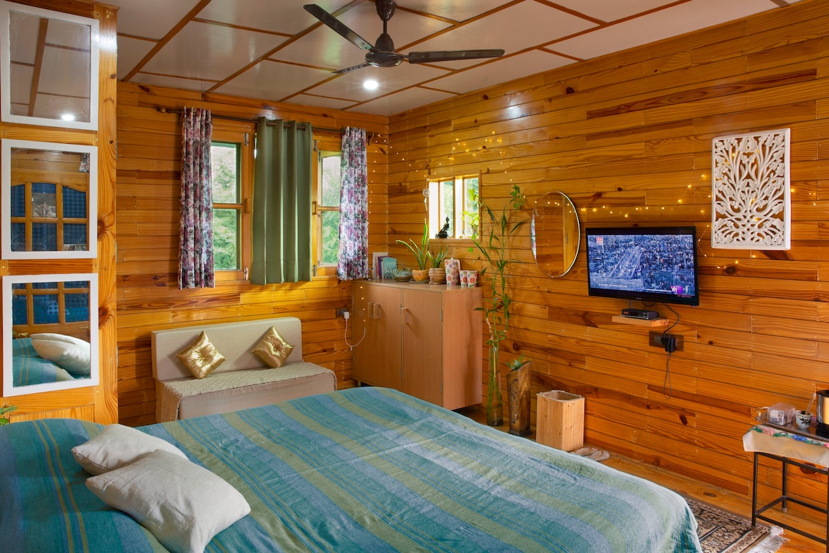 Chirping Wooden Chalet ： Wanderthirst Dharamshala