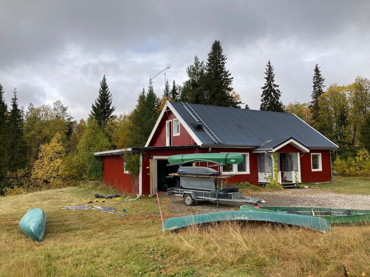 Kåbdalis Base Camp