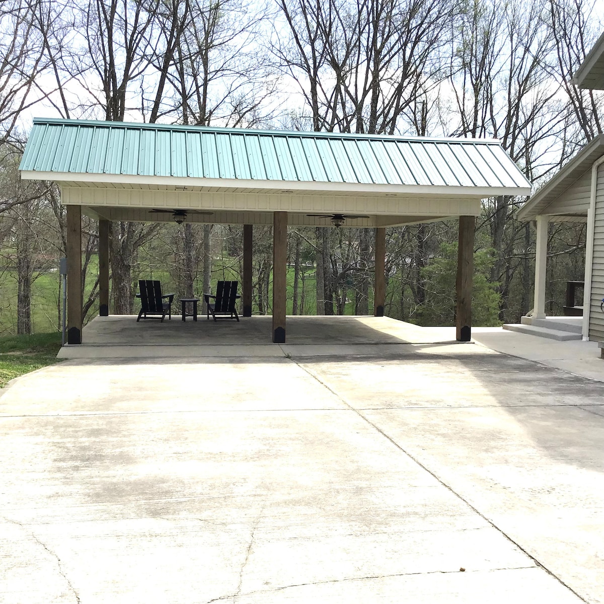 The John L. Wright Farmhouse, Stearns, KY.