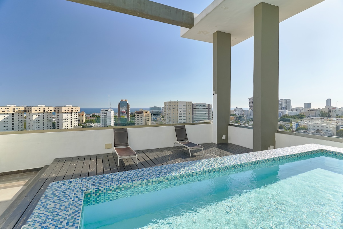 最佳位置，现代公寓，屋顶泳池海景