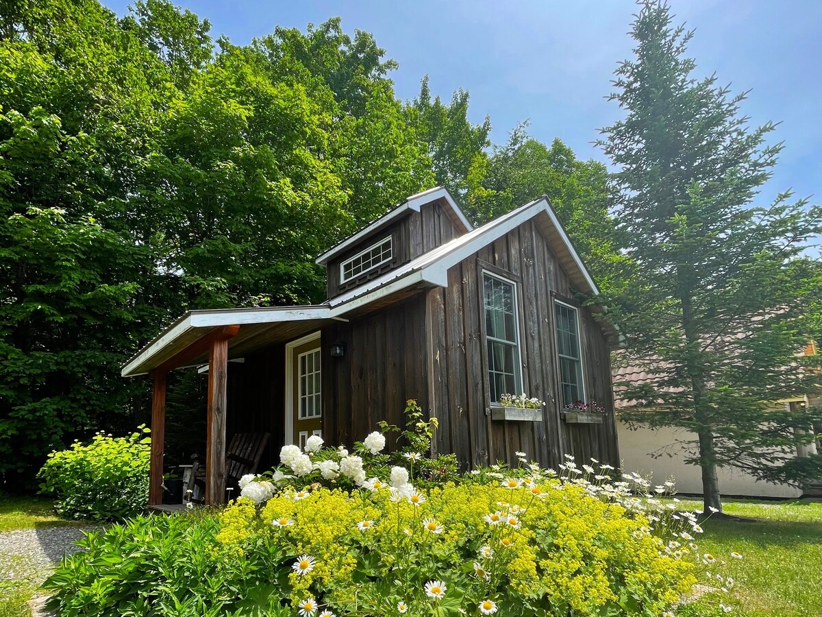 Crofter 's Green @ Jay Peak ： Sugar Shack