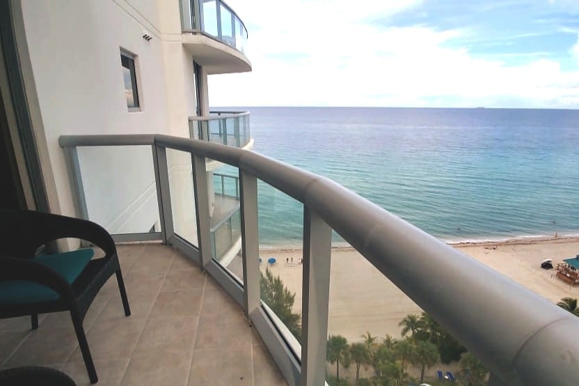 SUNNY ISLES Ocean VIEW酒店酒店房间！ ！ ！ （ +酒店费用）