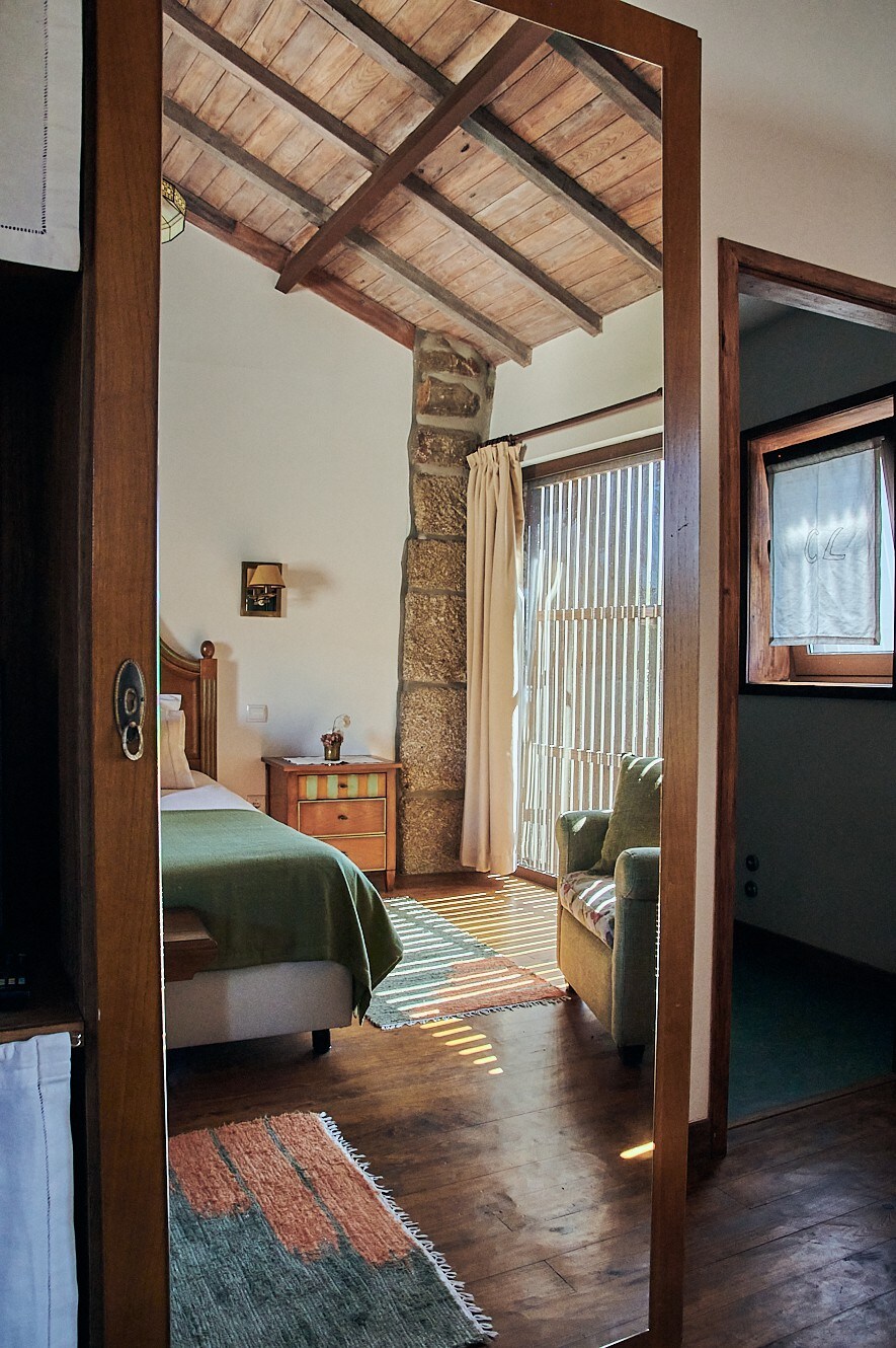 Casa de Louredo - rural tourism - Green room