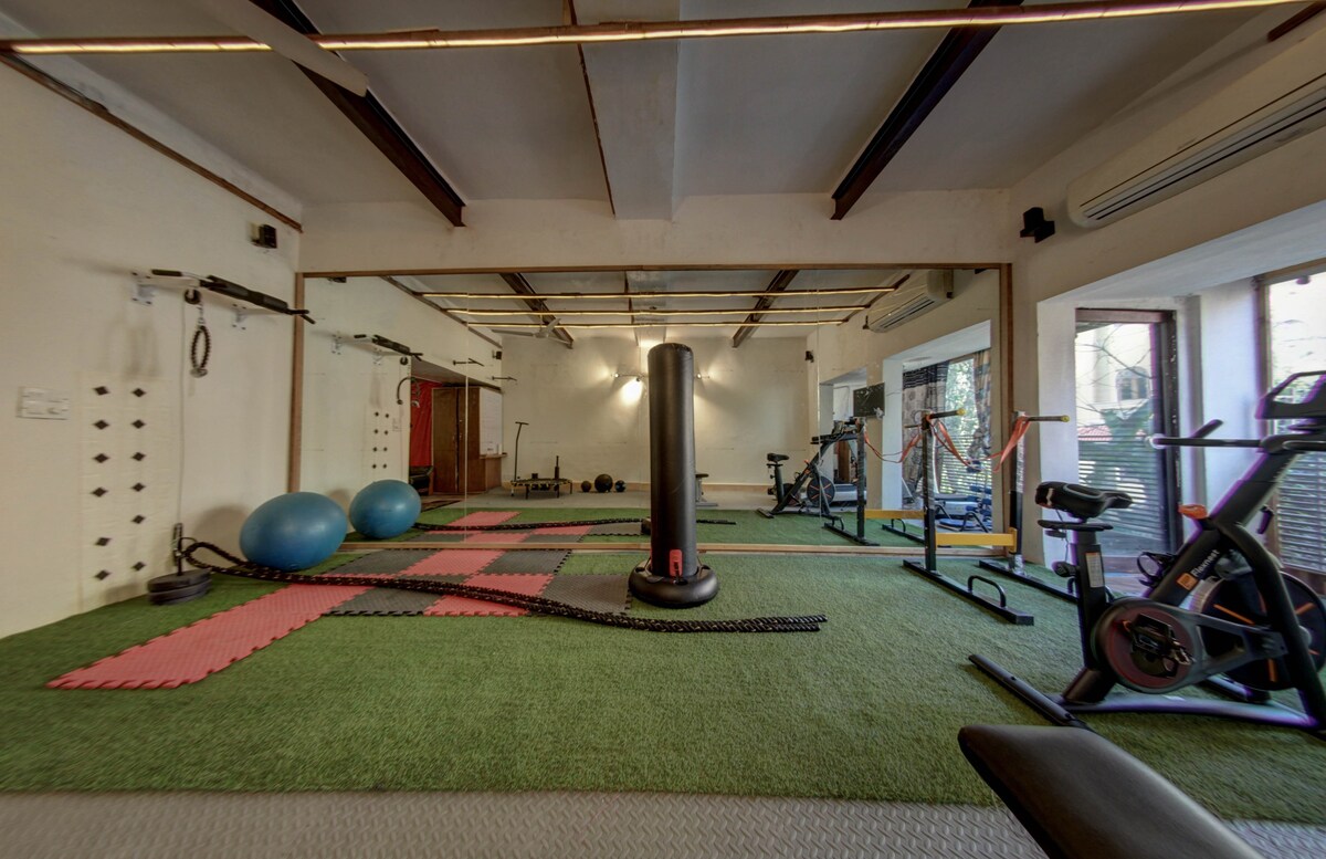 新德里GK1 +健身房设有独立入口的房间
