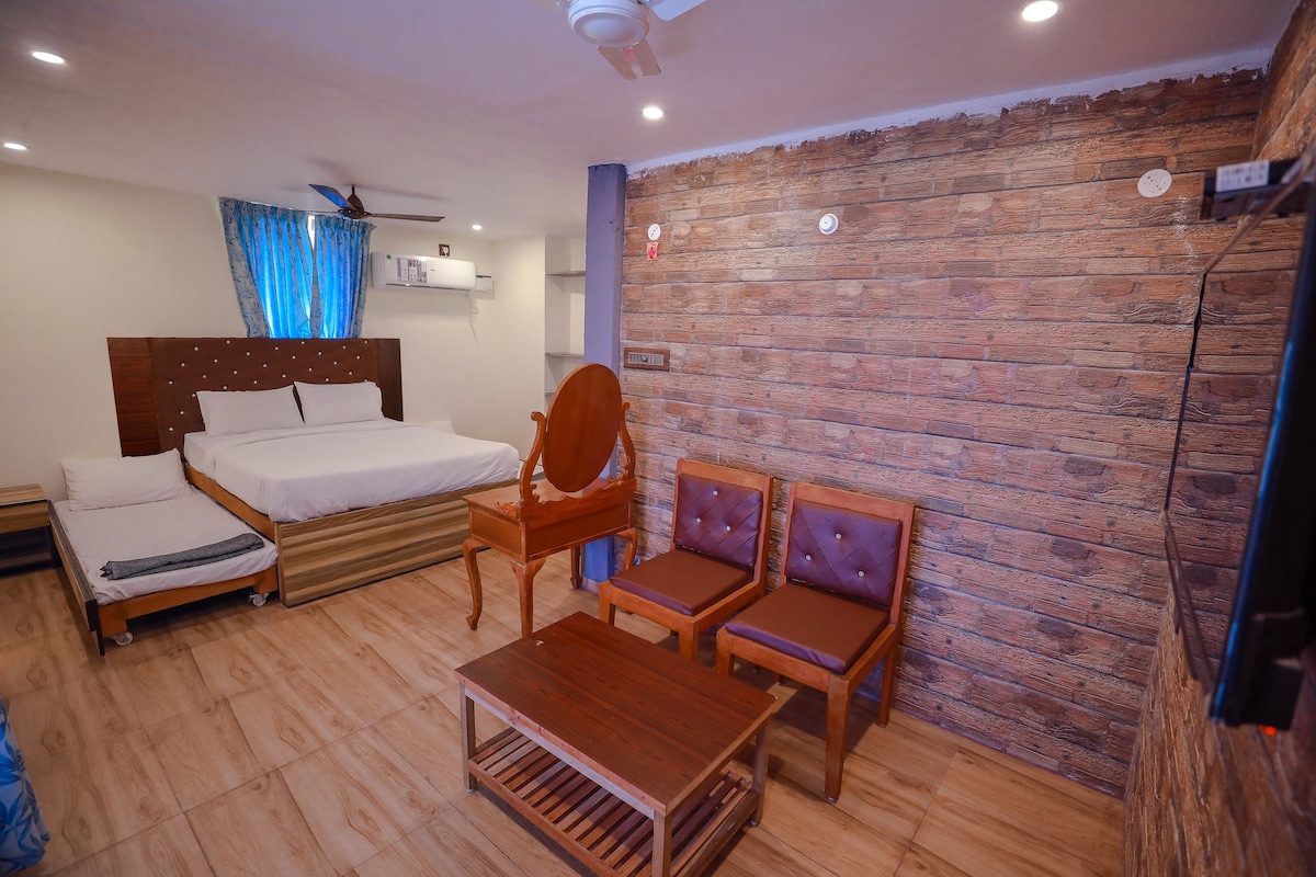 Seaview  Suite  room  at Pondicherry