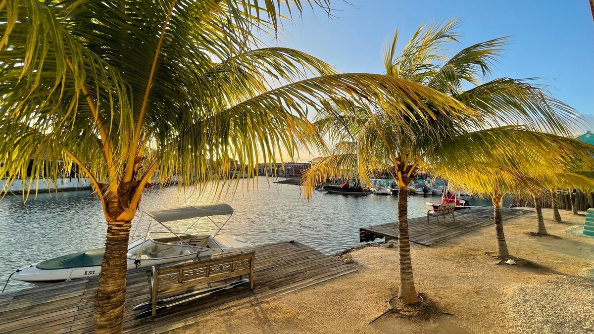 Caribbean Loft // Marina View