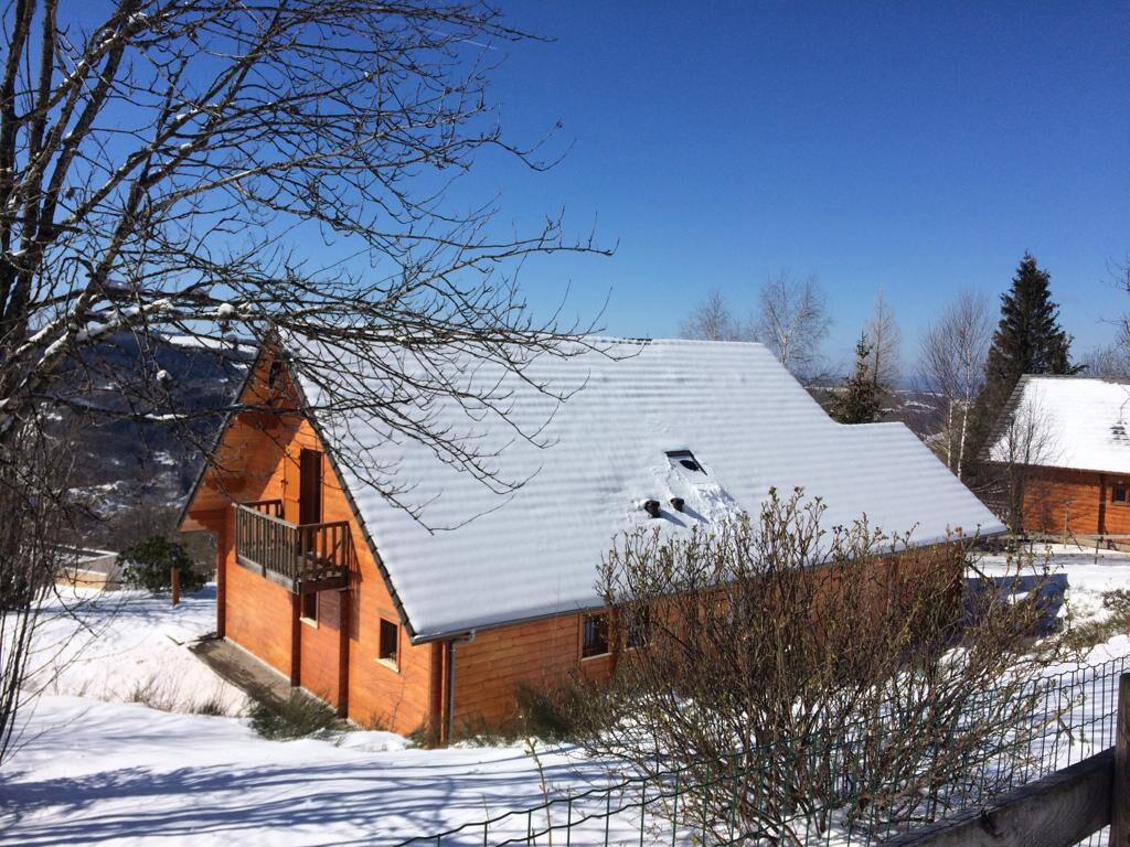 Chalet Stella, tu nous enchantes de tes tons bois!