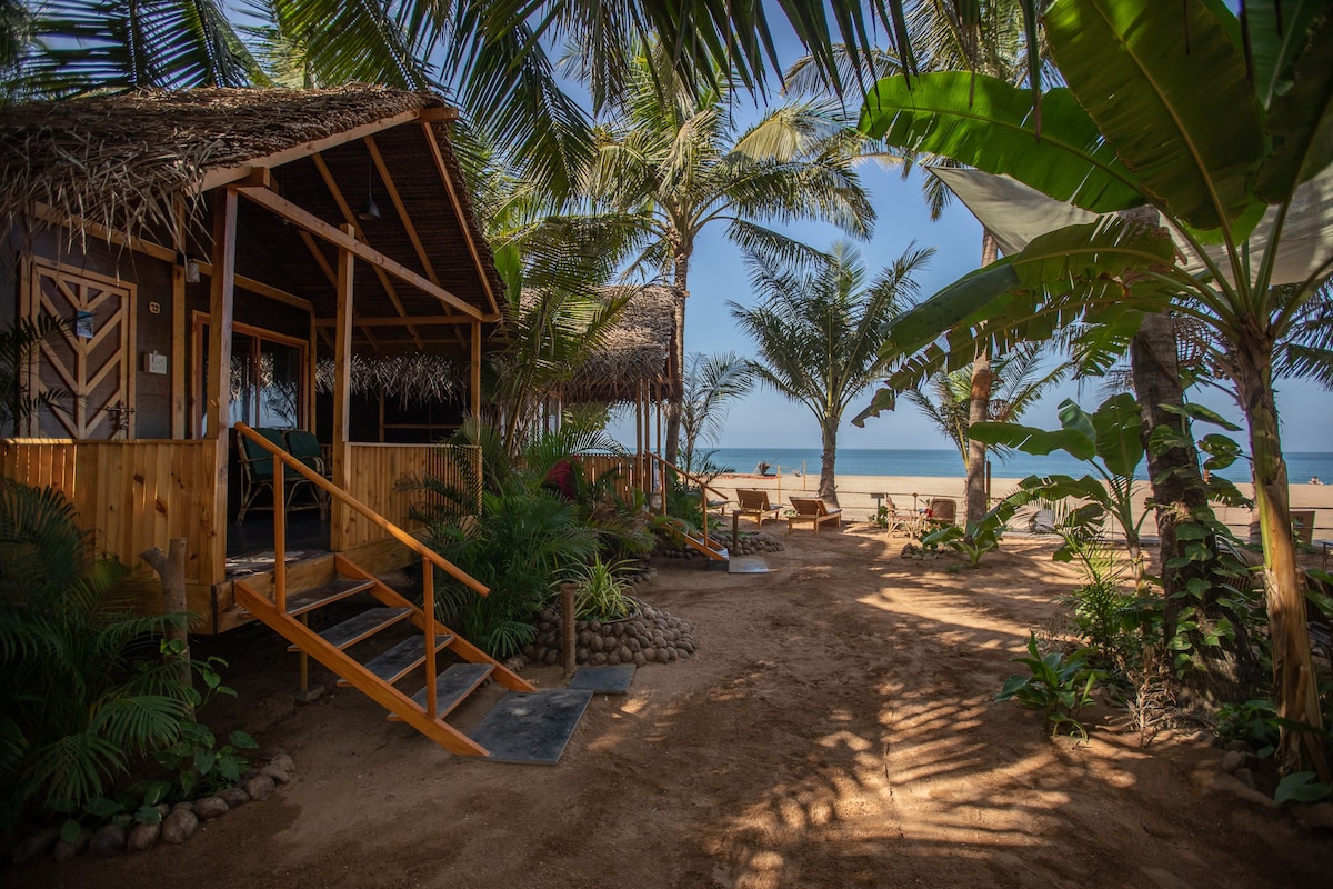 Goa Cottages Agonda -带空调的侧面海景小屋