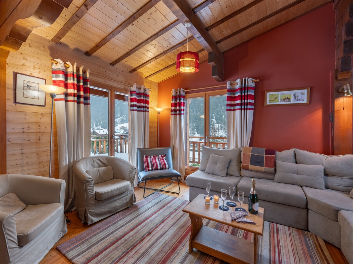 可容纳10人的度假木屋， 5间卧室，靠近滑雪坡