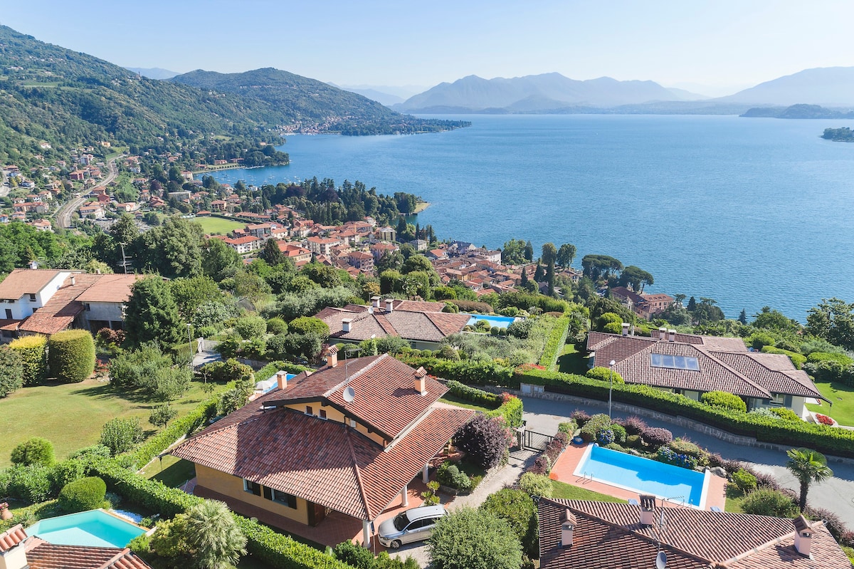 Lake Villa Belvedere with view and pool