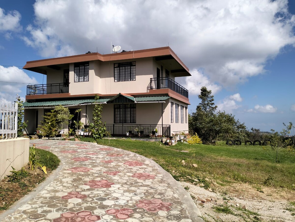 Quindelina Homestay- Private home
