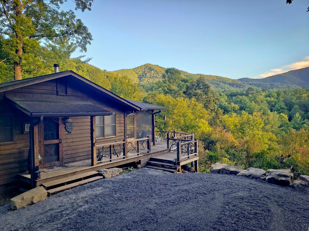 Heavenly View Mountain Cabin Hayesville, NC
